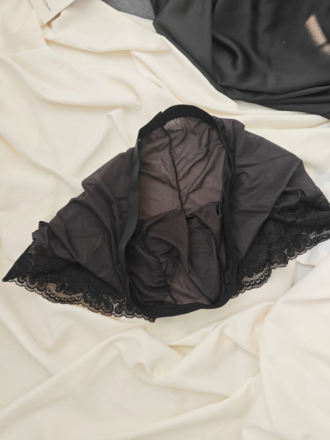 Sexy Man's Glossy Lace Hem Sho - Pouch Boxer Pouch incelemesi ve fiyatı